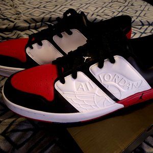 Jordan NU RETRO 1 LOW